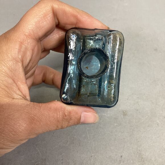 Antique Blue Burst Top Boat Glass Inkwell - Picture 7 of 11